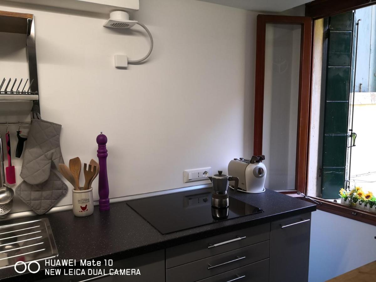 Апартаменты San Marco Square Wi-Fi Fibra In The Fashion District 493 Венеция Экстерьер фото